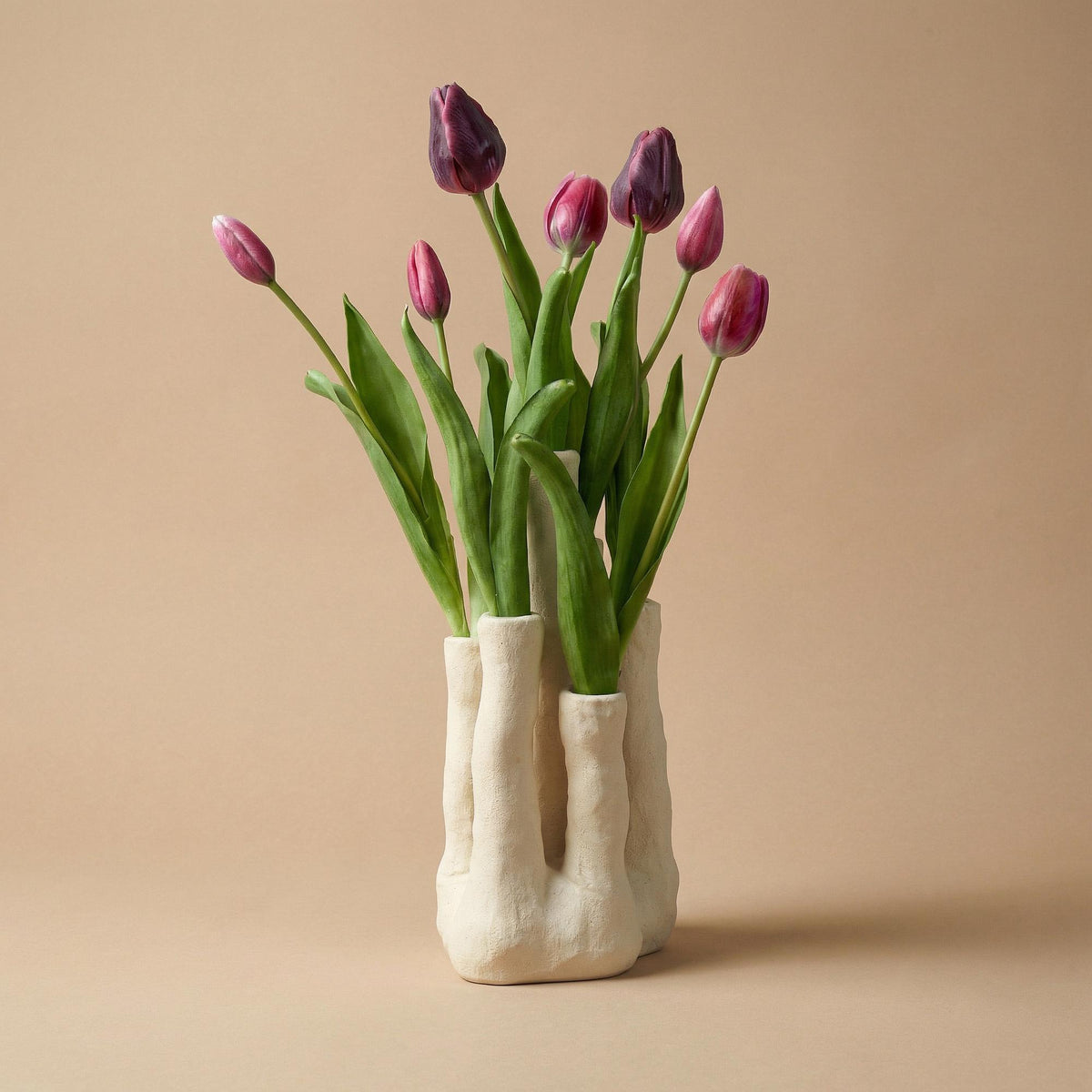 Tulip Touch kunsttulpen, 7 stelen met meertuitenvaas, detail van het blad