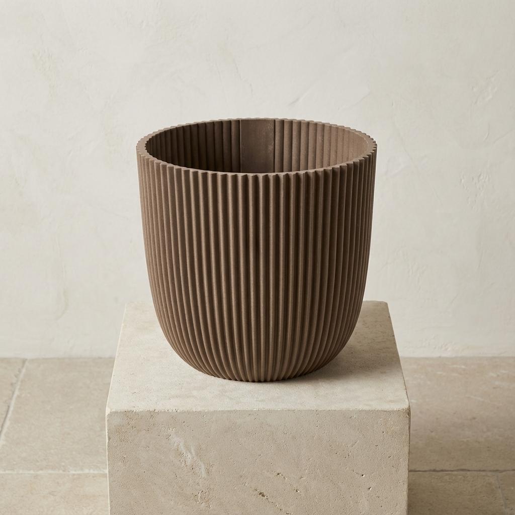 Detailfoto van Capi Nature Groove pot, groefstructuur, warm taupe, Ø17 cm