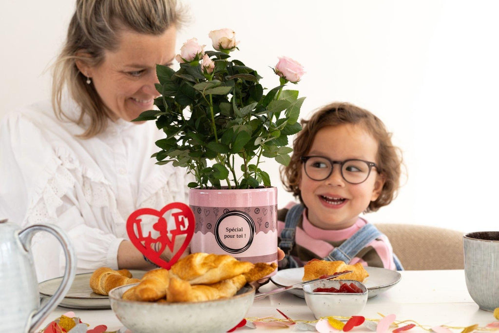 Rosa Light Pink In P&PURE "SPECIAL POUR TOI" Verpakking, detail van het blad